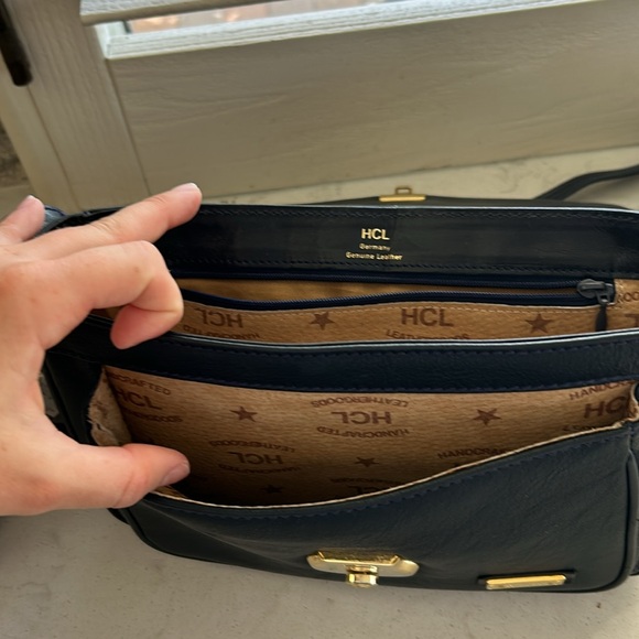 HCL real genuine leather bag. Made in Germany NEVER USED - Picture 7 of 8
